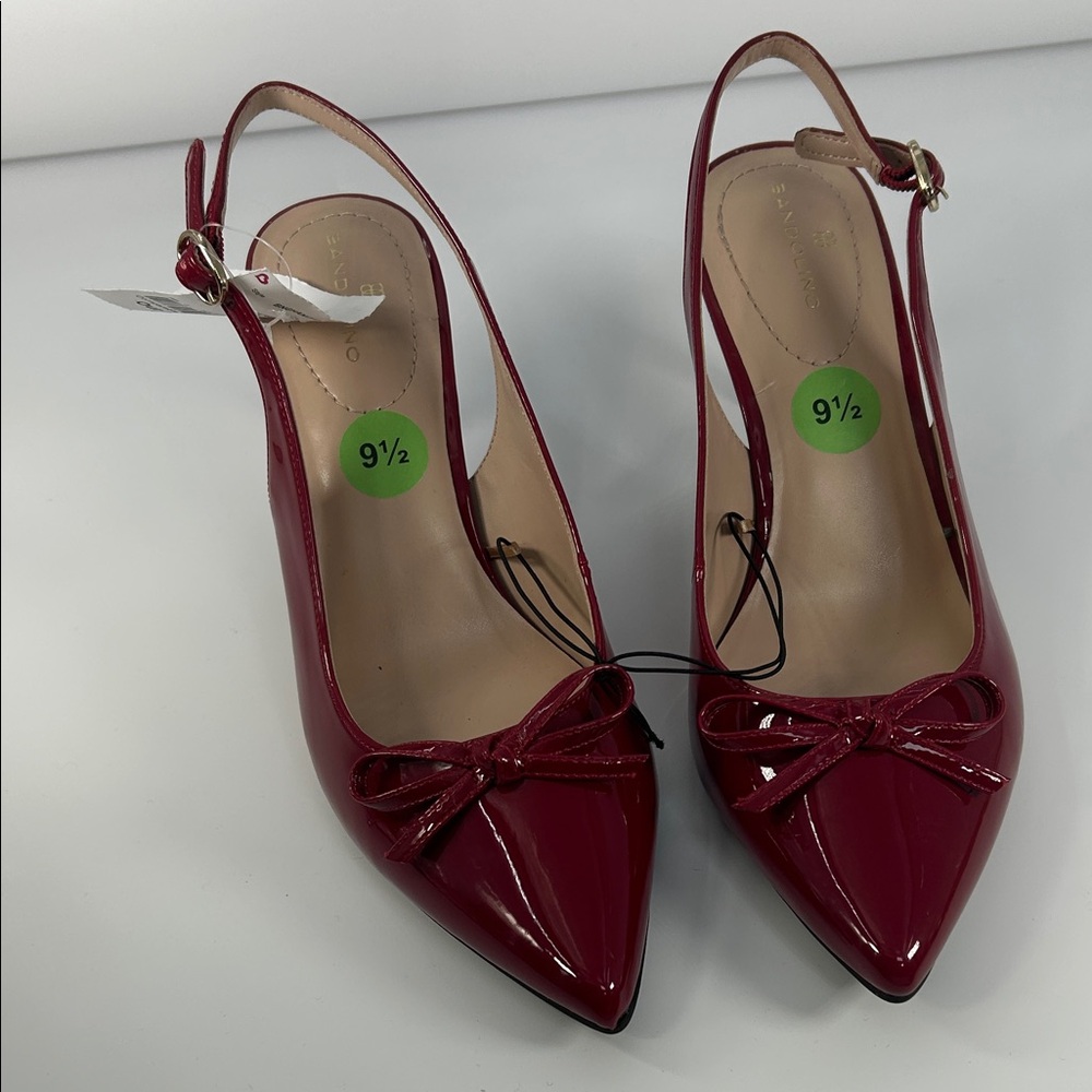 Bandolino Red Patent Slingback Heels - Picture 15 of 16